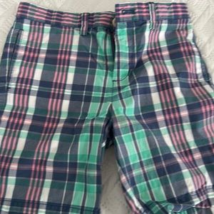 Vineyard Vines boys shorts. Size 7